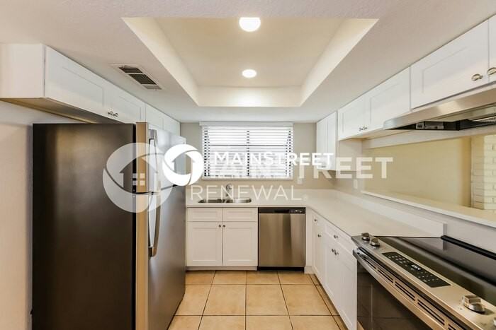 7297 W Shaw Butte Dr - Photo 7 of 17