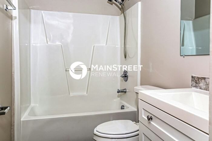 1850 Adams Ave - Photo 6 of 16