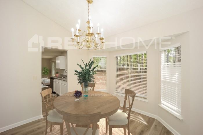 5844 Rock Rd - Photo 4 of 19