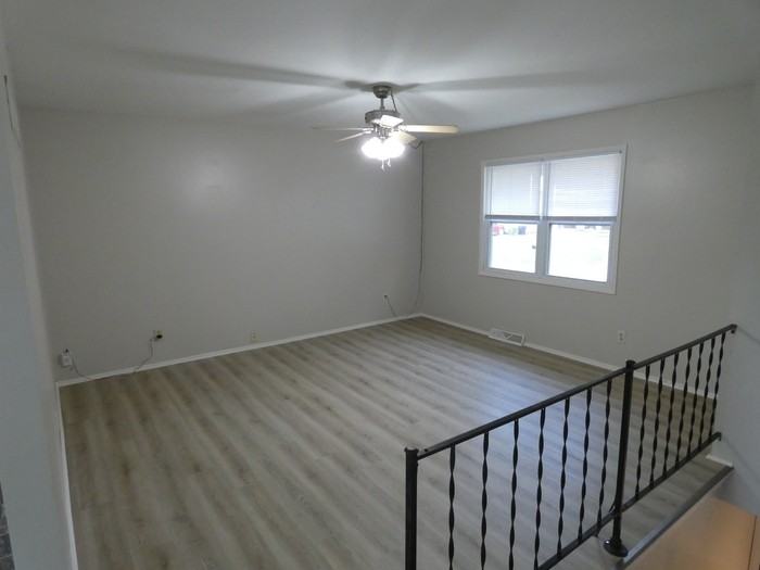 5045 Ne 56th Pl - Photo 5 of 19