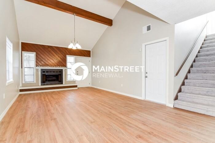 3233 Timberline Rd - Photo 2 of 16