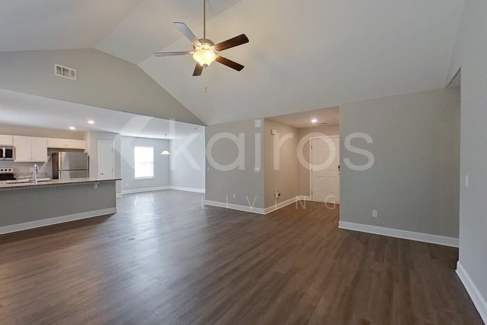 110 Western Red Cedar Dr - Photo 4 of 21