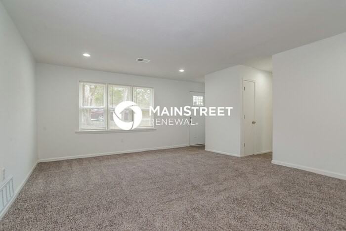 7411 Nw Oak Dr - Photo 2 of 16