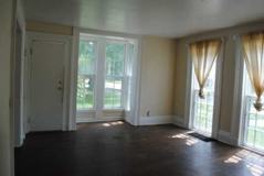 424 W Dutton St - Photo 1 of 1