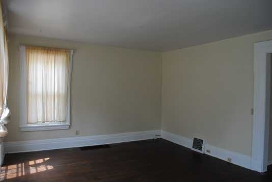 424 W Dutton St - Photo 4 of 17