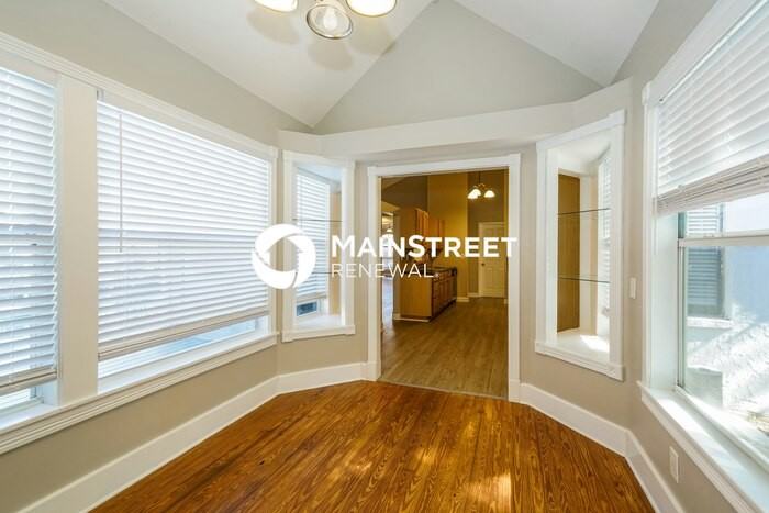 5007 Swallow Dr - Photo 3 of 16