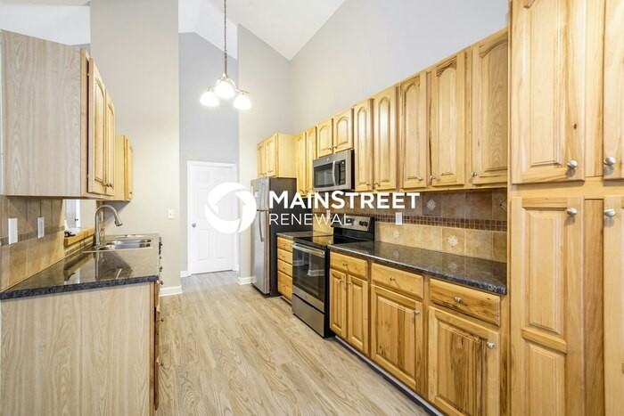 5007 Swallow Dr - Photo 4 of 16