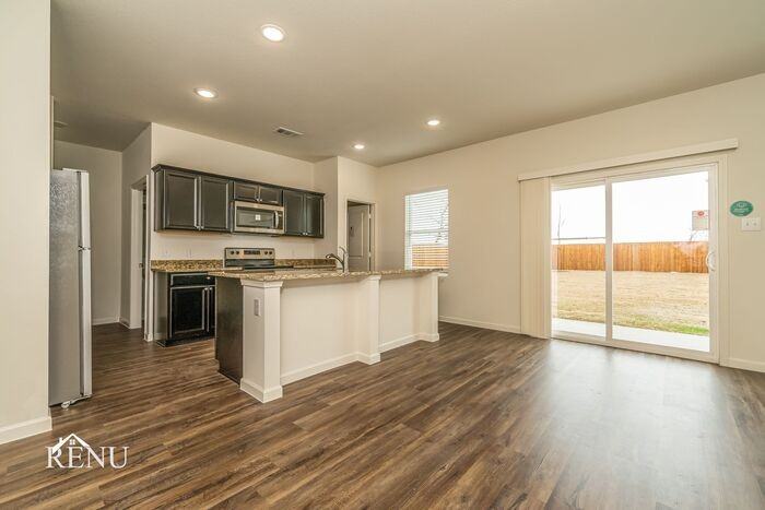 506 London Dr #506LD - Photo 5 of 38