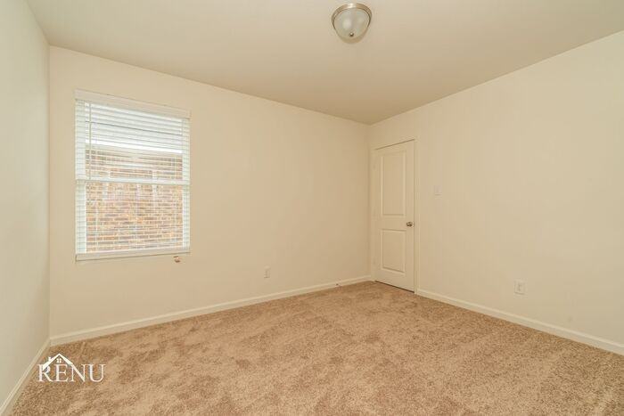 506 London Dr #506LD - Photo 7 of 38