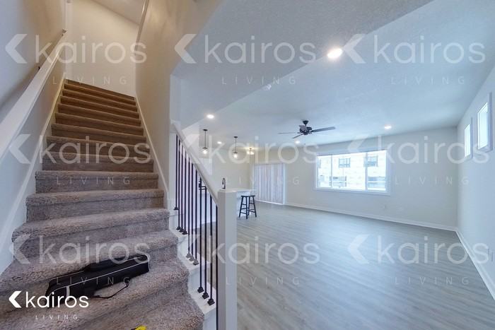 6925 Holly Ct - Photo 2 of 18