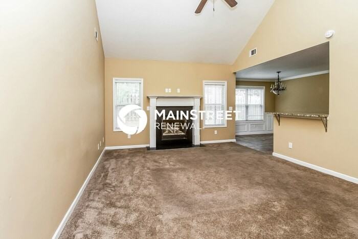 40 Michael Ryan Dr - Photo 2 of 15