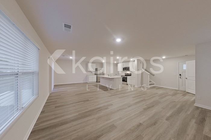 130 Inez Ave - Photo 4 of 30