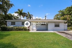 featured image of 421 Sw 64th Ter