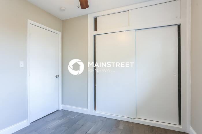 421 Sw 64th Ter - Photo 7 of 16