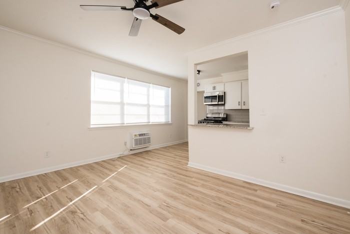 214 N Fillmore St #3 - Photo 2 of 12