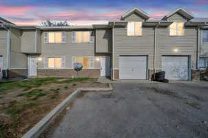 featured image of 558 N Redwood Rd #4-2