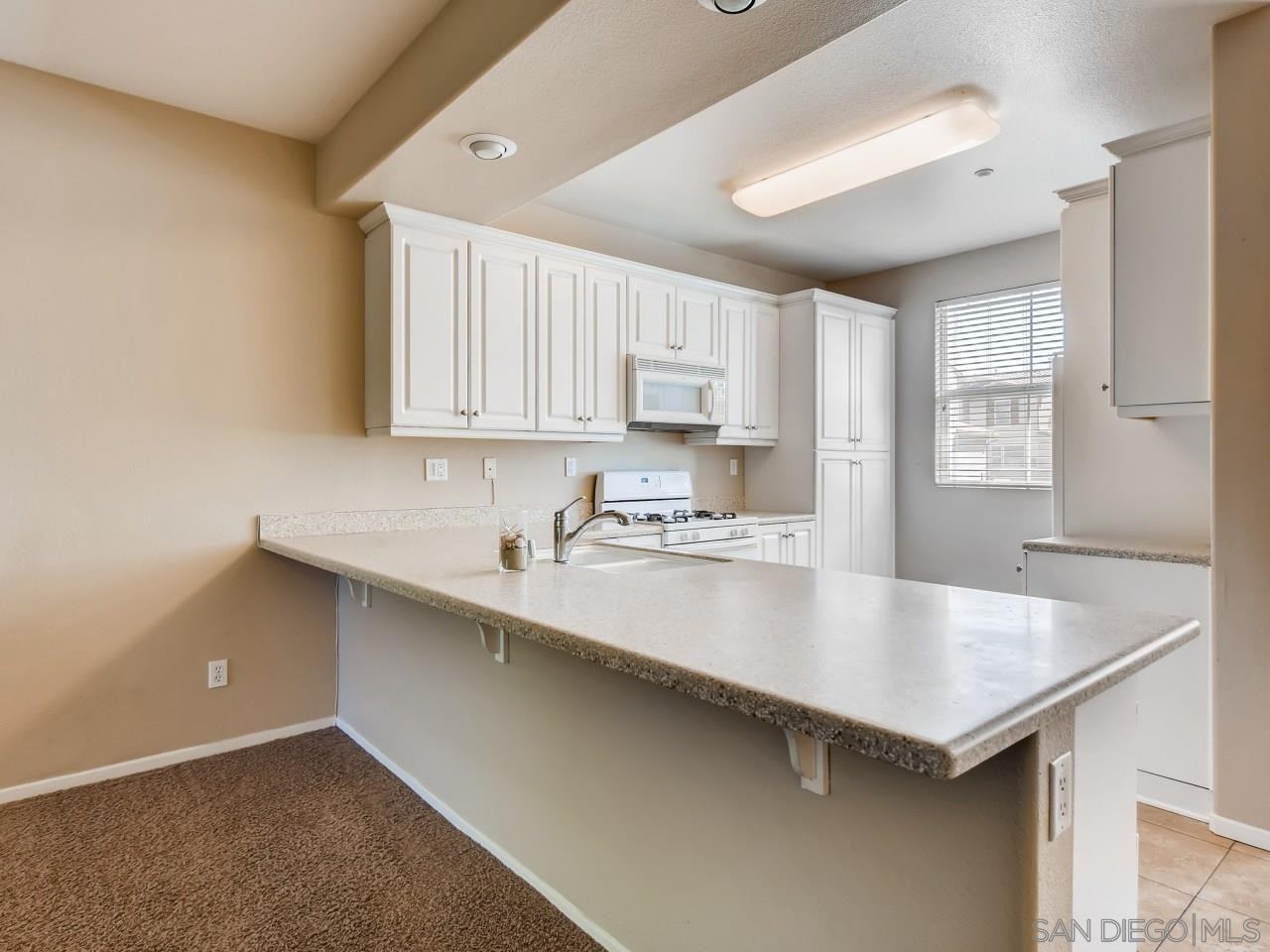 8788 Aspenglow Pl - Photo 2 of 9