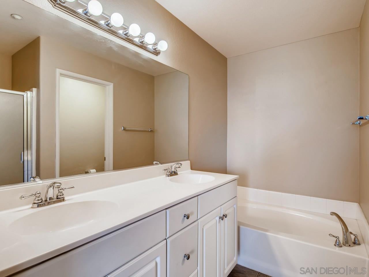 8788 Aspenglow Pl - Photo 6 of 9