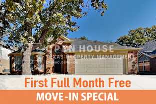 523 Deerwood Dr - Photo 1 of 1