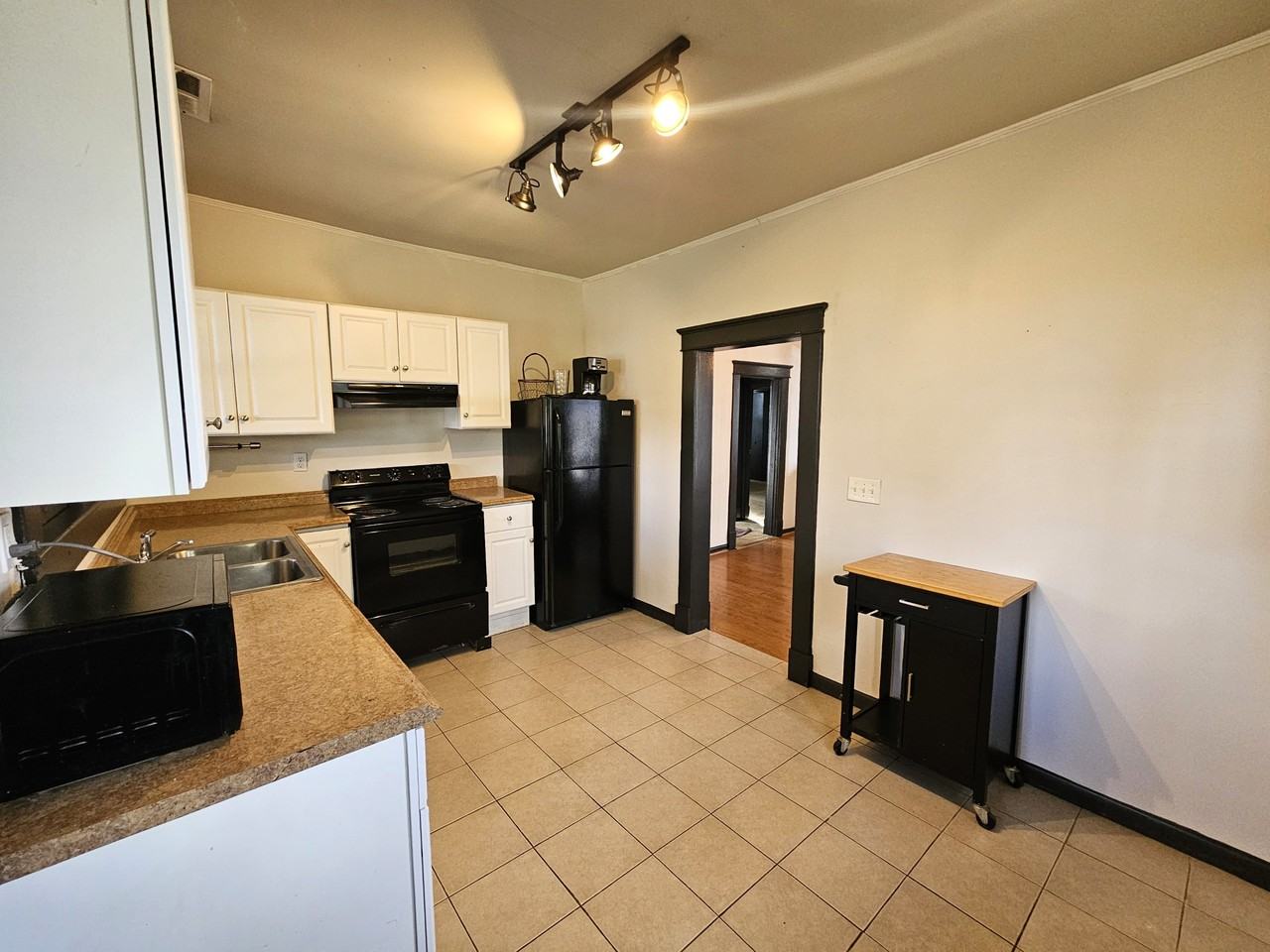 1909 Bennett Ave #1 - Photo 5 of 16