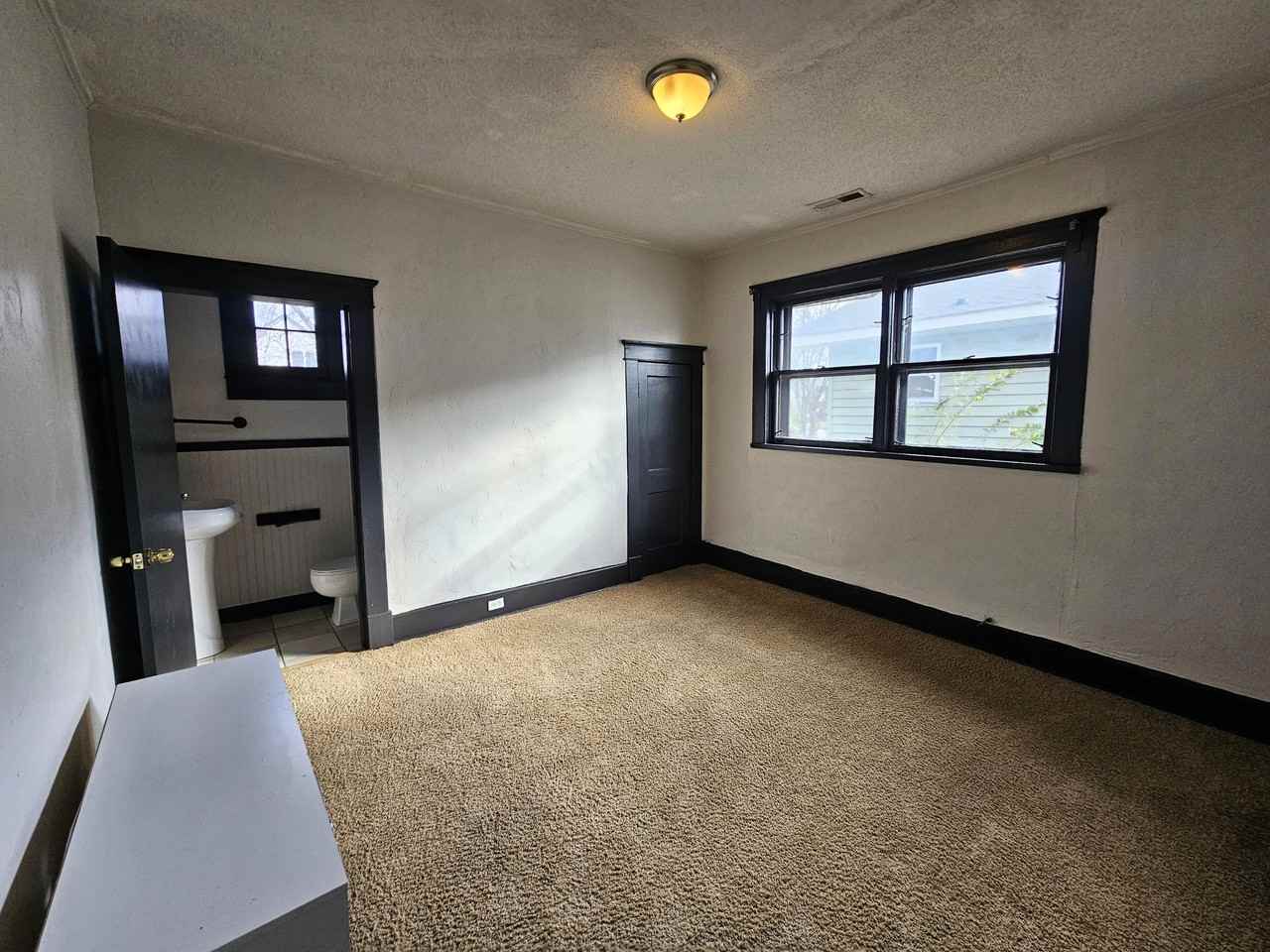 1909 Bennett Ave #1 - Photo 7 of 16