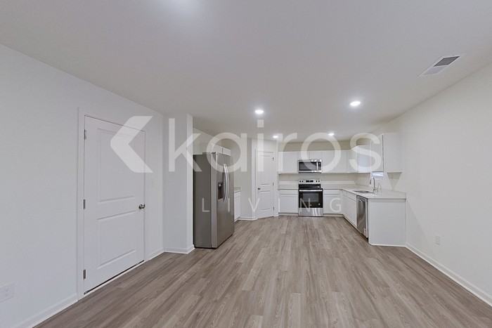 224 Ascension Way - Photo 7 of 29