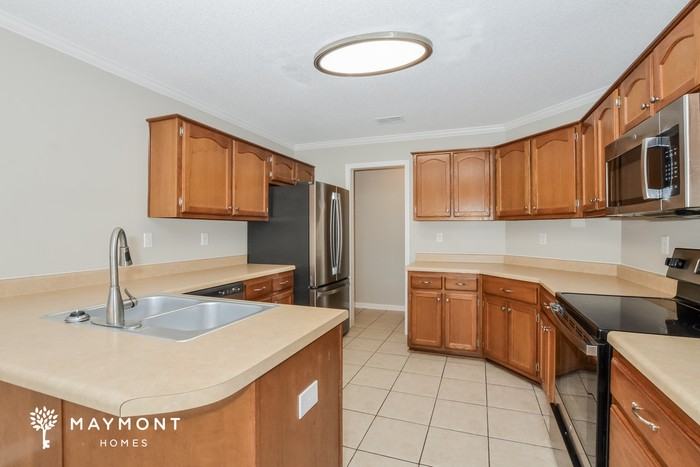 2402 Mason Dr - Photo 7 of 13