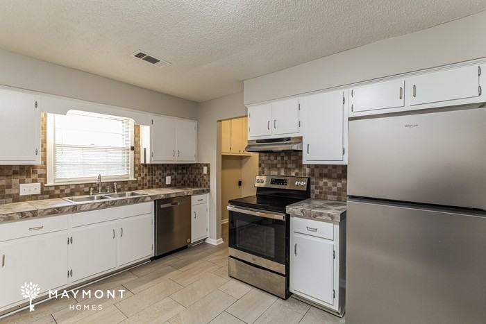 3928 Croydon Rd - Photo 7 of 12