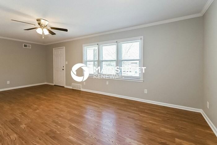 1695 Myrna Ln - Photo 2 of 14