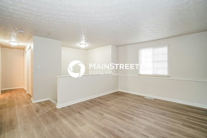 511 Hilltop Dr - Photo 4 of 18