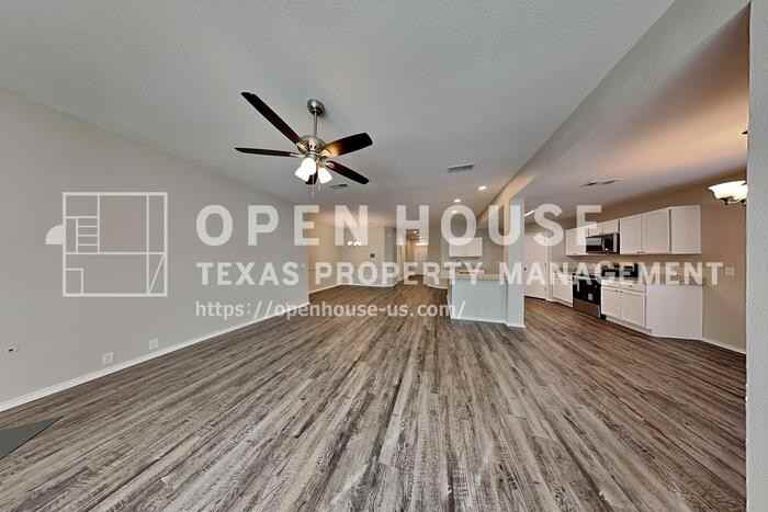 3261 Bent Creek Dr - Photo 4 of 23