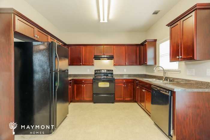 2008 Spaulding Pl - Photo 6 of 11