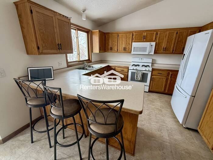 18635 Explorer Way - Photo 6 of 42