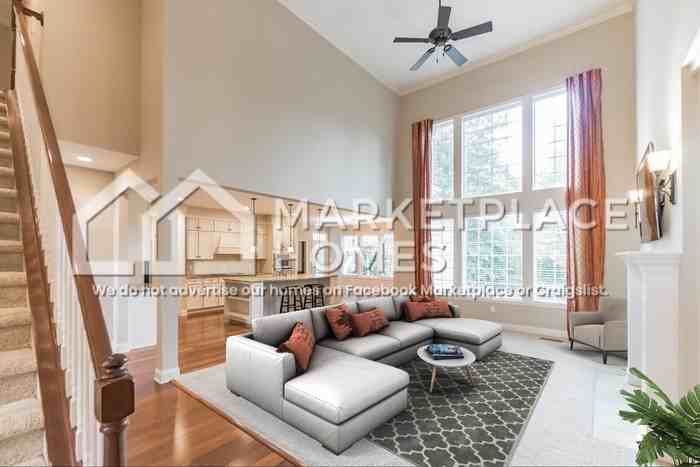 2572 Milano Dr - Photo 4 of 30