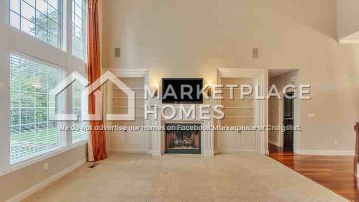 2572 Milano Dr - Photo 6 of 30