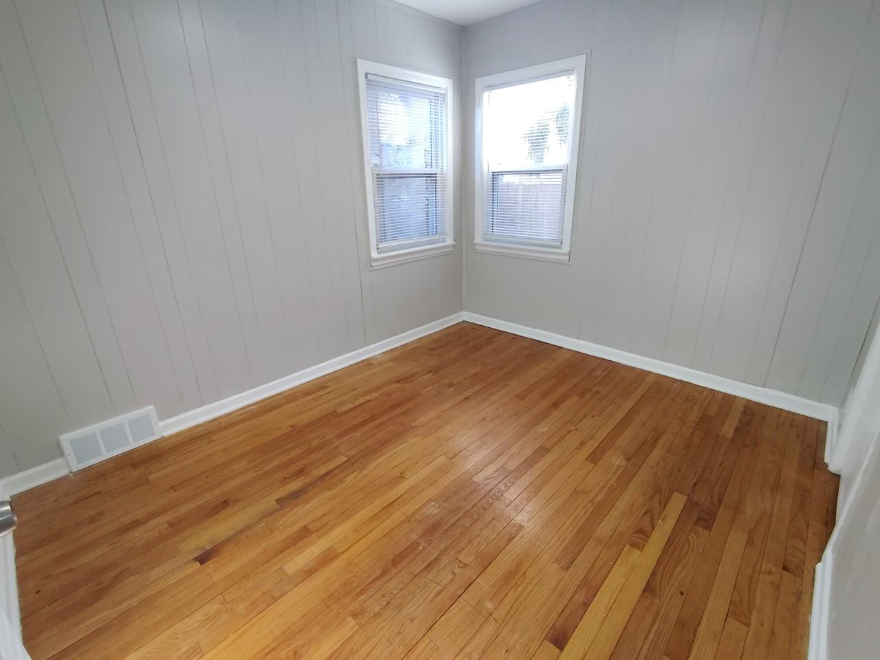 2319 Huffman Blvd #1 - Photo 4 of 14