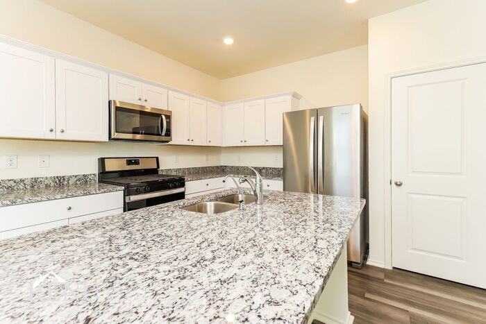 5164 Firefly Hls - Photo 4 of 24