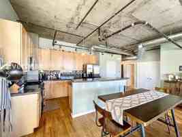 featured image of 3201 Shoshone St #301