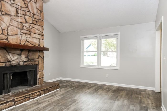 112 Pointer Dr - Photo 3 of 11