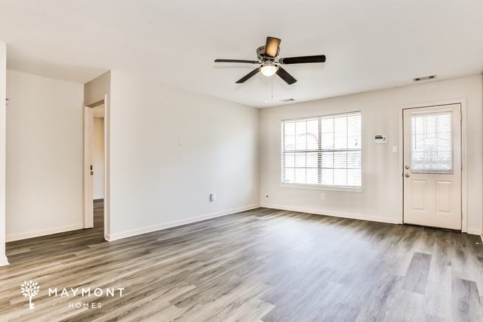 13850 Cherry Glen Cv - Photo 3 of 11