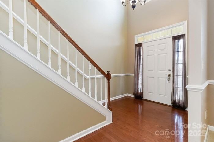 13834 Riding Hill Ave - Photo 3 of 19