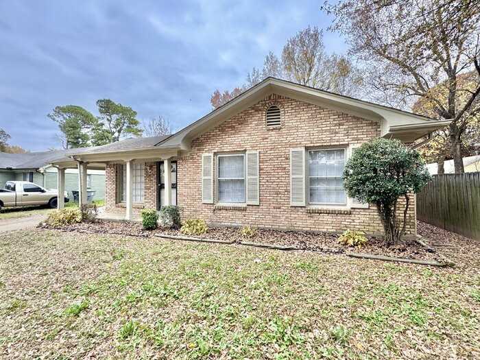 5129 Kittie Lee Ln - Photo 2 of 24