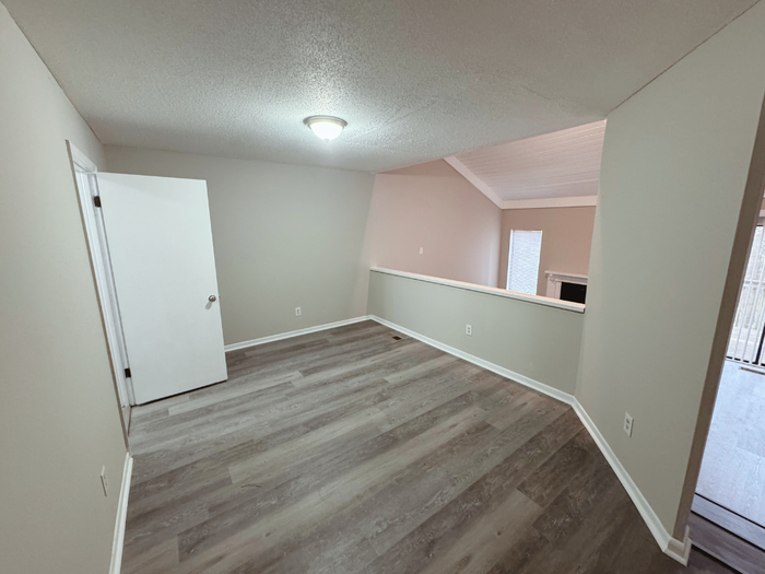 2525 Terrace Trl - Photo 3 of 17