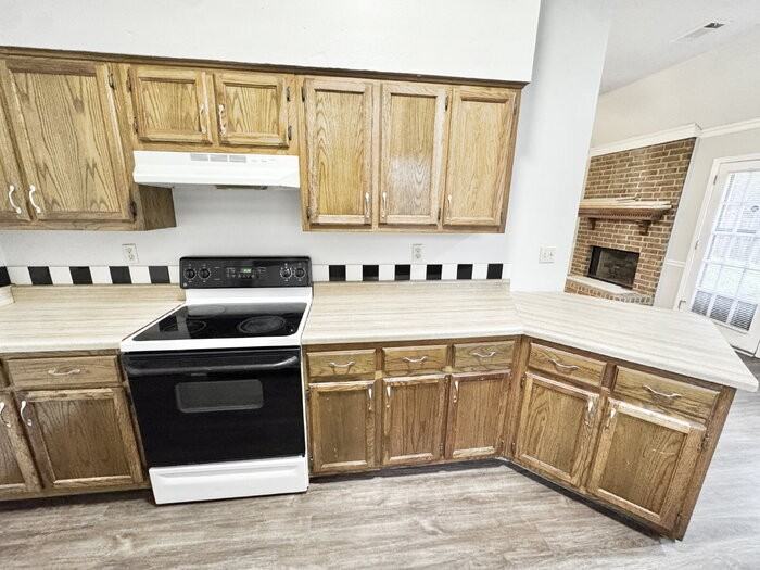 7359 Peppermill Ln - Photo 6 of 25