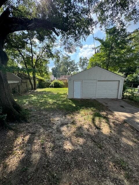 787 Moon St - Photo 2 of 11