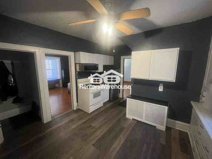 3857 Pillsbury Ave S #1 - Photo 4 of 8