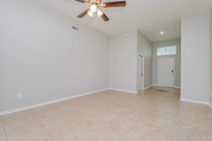 5205 Watson Rd - Photo 4 of 16