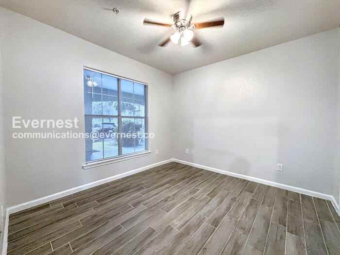 8290 Gate Pkwy W #117 - Photo 5 of 14