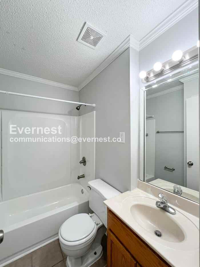 8541 Bridgewood Dr - Photo 7 of 16