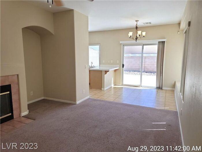 8558 Rocky Hillside Ct - Photo 4 of 25